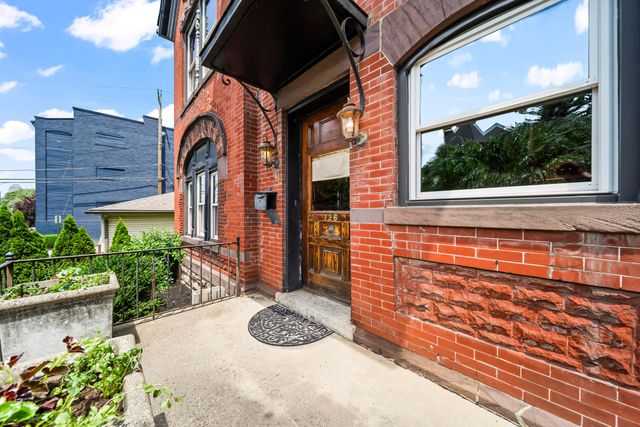 726 Franklin Avenue, Columbus, OH 43205