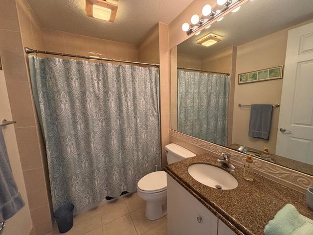 27 Harbour Isle Drive W 305, Fort Pierce, FL 34949