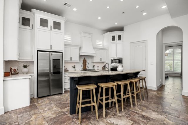 1210 Parkerhaven Court, Houston, TX 77008