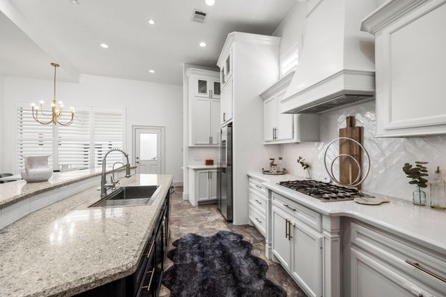 1210 Parkerhaven Court, Houston, TX 77008