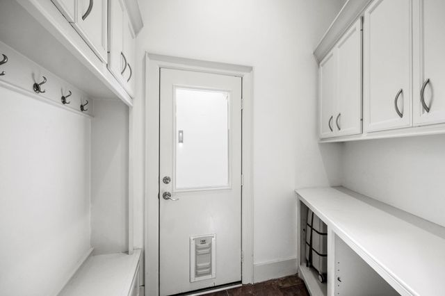 1210 Parkerhaven Court, Houston, TX 77008