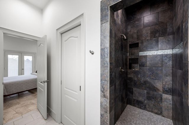 1210 Parkerhaven Court, Houston, TX 77008