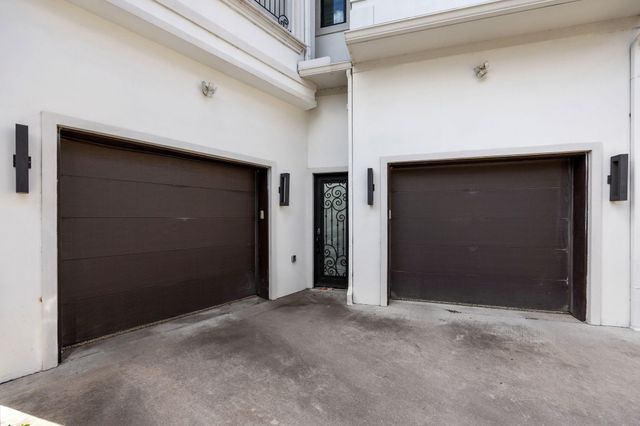 1210 Parkerhaven Court, Houston, TX 77008