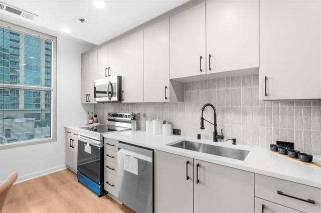 250 Pharr Road NE 704, Atlanta, GA 30305
