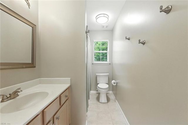 877 Holbrook DR, Newport News, VA 23602