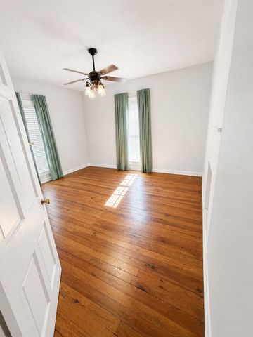 130 E Walnut Street, Richmond, KY 40475
