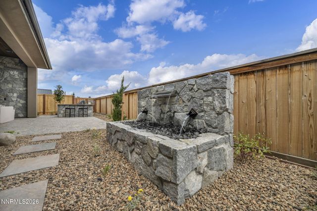 6156 Triple Crown Drive, Reno, NV 89511