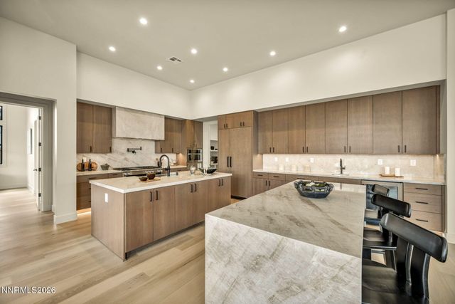 6156 Triple Crown Drive, Reno, NV 89511