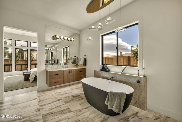 6156 Triple Crown Drive, Reno, NV 89511