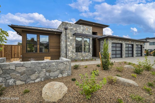 6156 Triple Crown Drive, Reno, NV 89511