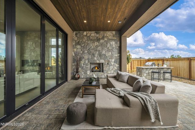 6156 Triple Crown Drive, Reno, NV 89511