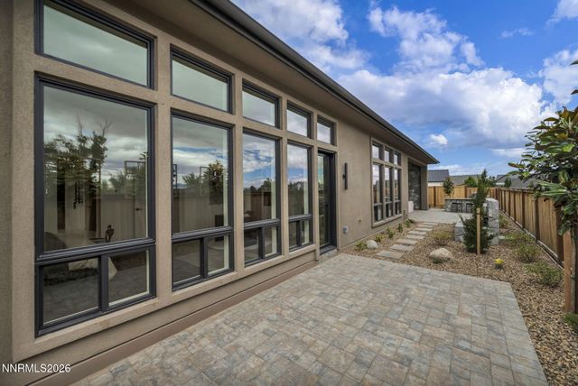 6156 Triple Crown Drive, Reno, NV 89511