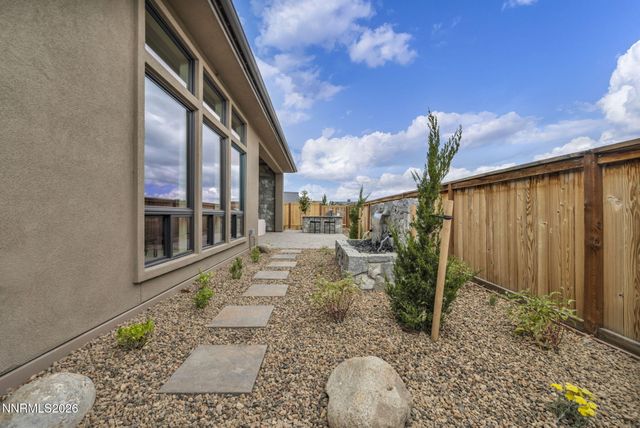 6156 Triple Crown Drive, Reno, NV 89511
