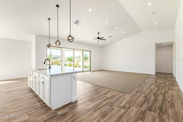 3977 W SILVERDALE Road, San Tan Valley, AZ 85144