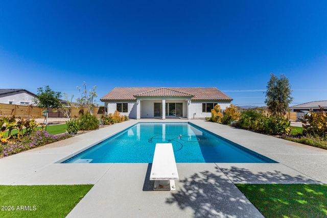 3977 W SILVERDALE Road, San Tan Valley, AZ 85144