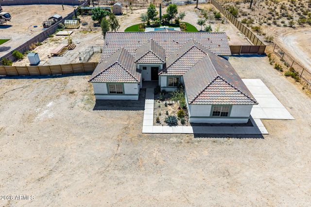 3977 W SILVERDALE Road, San Tan Valley, AZ 85144