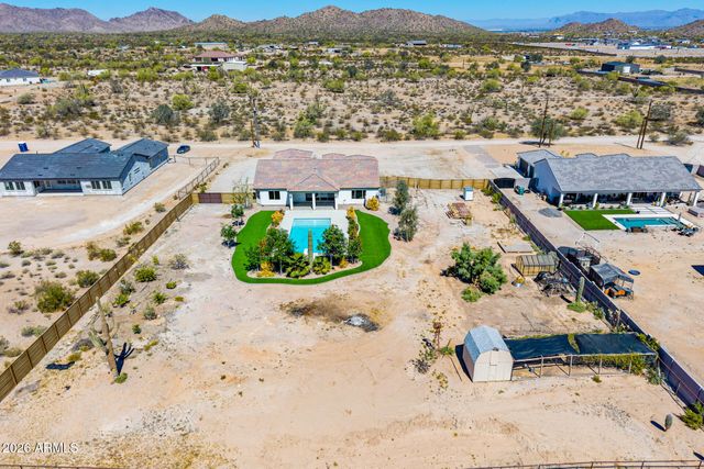 3977 W SILVERDALE Road, San Tan Valley, AZ 85144