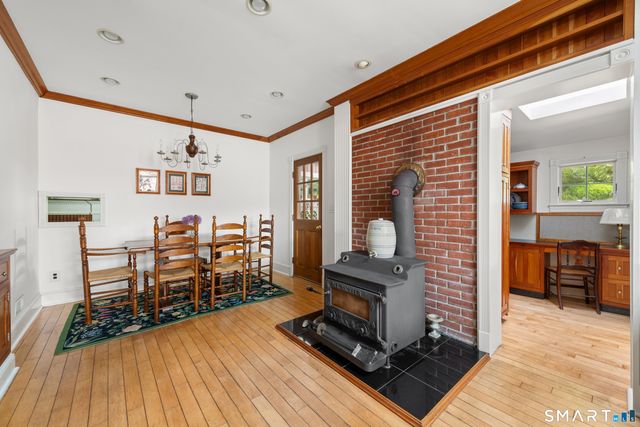 170 New Canaan Avenue, Norwalk, CT 06850