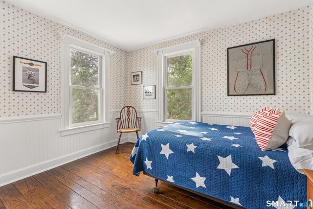 170 New Canaan Avenue, Norwalk, CT 06850