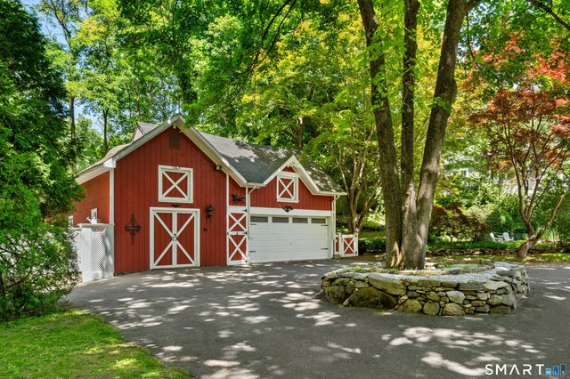 170 New Canaan Avenue, Norwalk, CT 06850