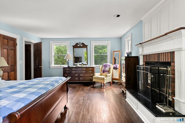 170 New Canaan Avenue, Norwalk, CT 06850