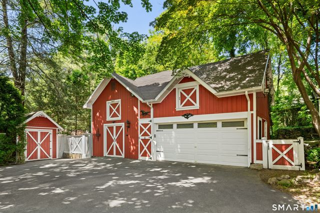 170 New Canaan Avenue, Norwalk, CT 06850