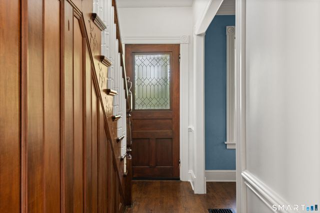 170 New Canaan Avenue, Norwalk, CT 06850