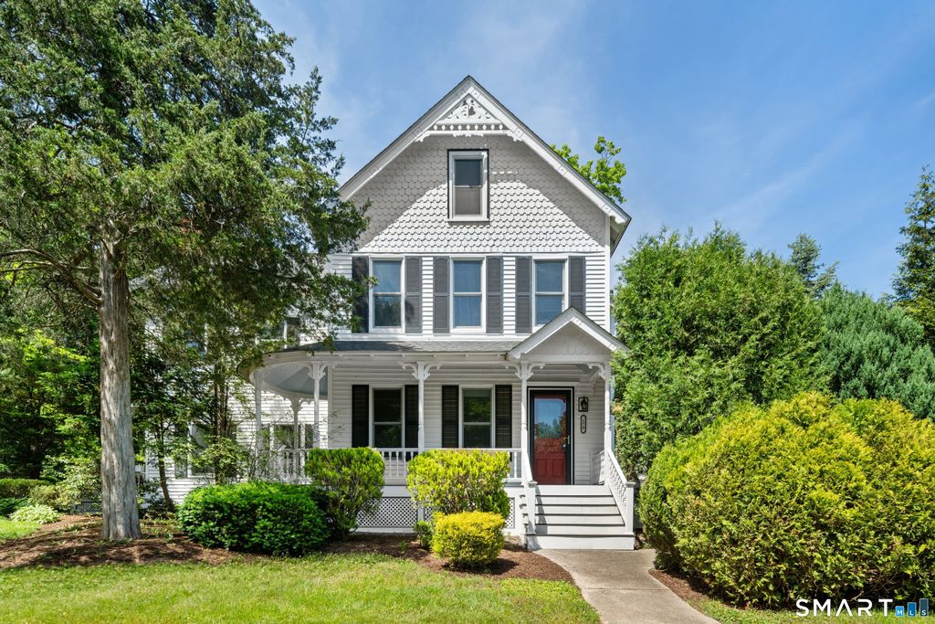 170 New Canaan Avenue, Norwalk, CT 06850