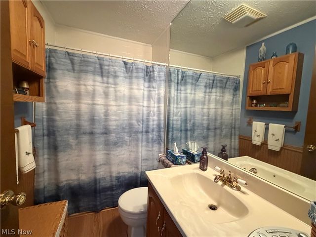 3636 Erhart Road, Litchfield, OH 44253