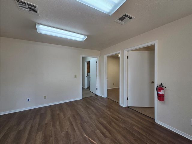 214 N Oklahoma Avenue, Shawnee, OK 74801