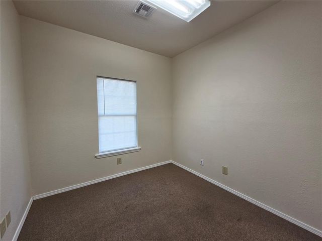 214 N Oklahoma Avenue, Shawnee, OK 74801