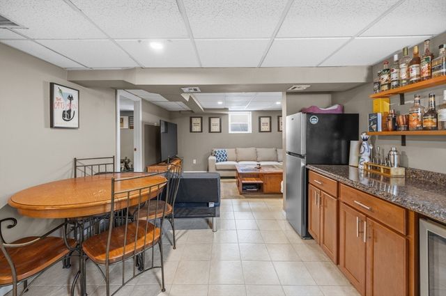109 Stephen St, Dartmouth, MA 02748