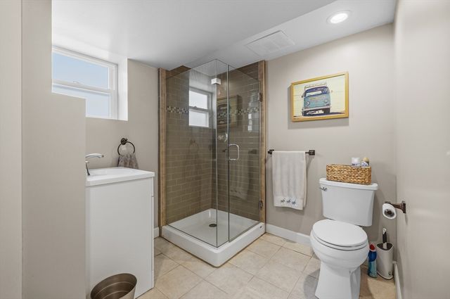 109 Stephen St, Dartmouth, MA 02748
