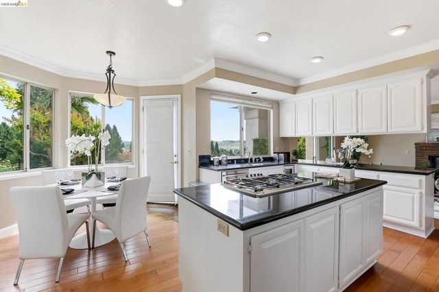 3559 Deer Crest Dr, Danville, CA 94506