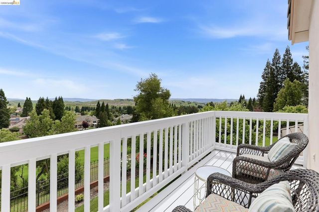 3559 Deer Crest Dr, Danville, CA 94506