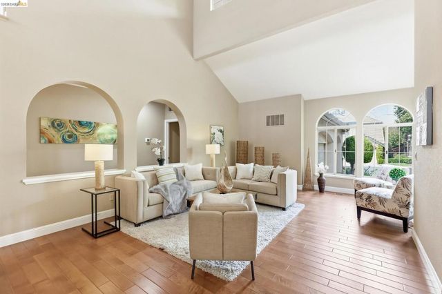 3559 Deer Crest Dr, Danville, CA 94506