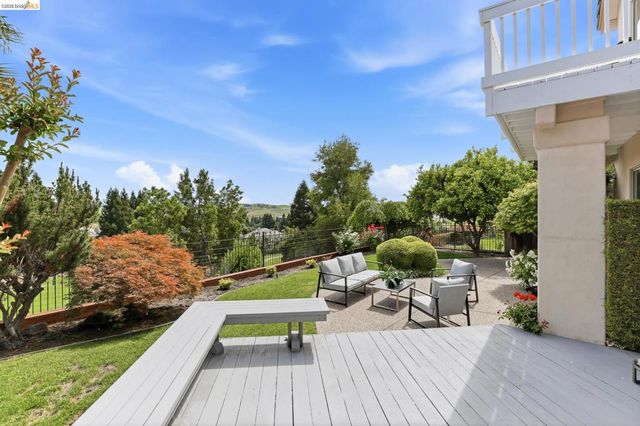 3559 Deer Crest Dr, Danville, CA 94506