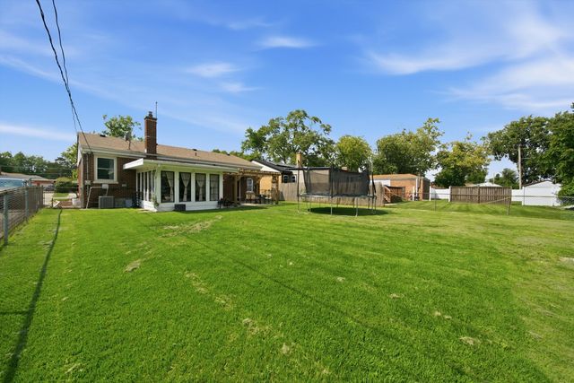 2309 S 23rd Avenue, Broadview, IL 60155