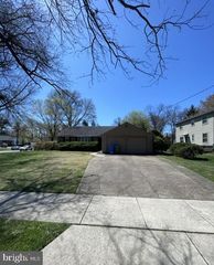 1324 BEAVERBROOK DRIVE, Cherry Hill, NJ 08034