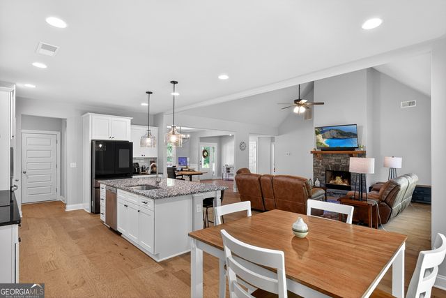 1764 Luther Bailey Road, Senoia, GA 30276