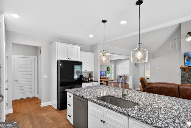 1764 Luther Bailey Road, Senoia, GA 30276