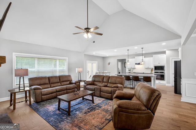 1764 Luther Bailey Road, Senoia, GA 30276