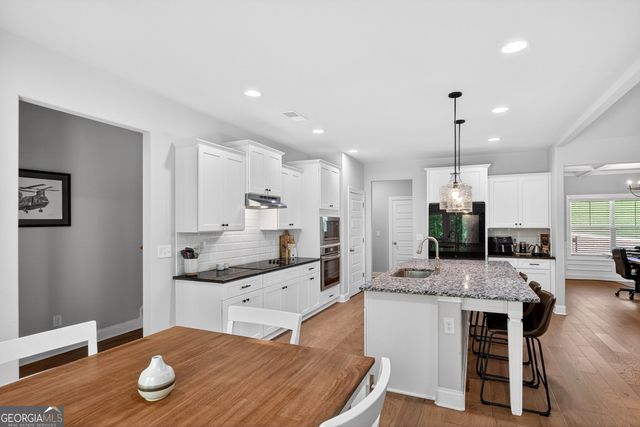 1764 Luther Bailey Road, Senoia, GA 30276