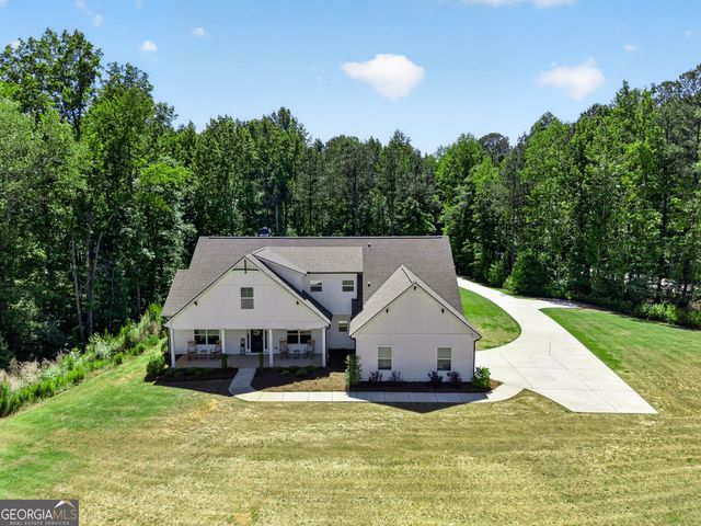 1764 Luther Bailey Road, Senoia, GA 30276