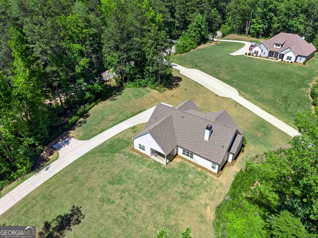1764 Luther Bailey Road, Senoia, GA 30276