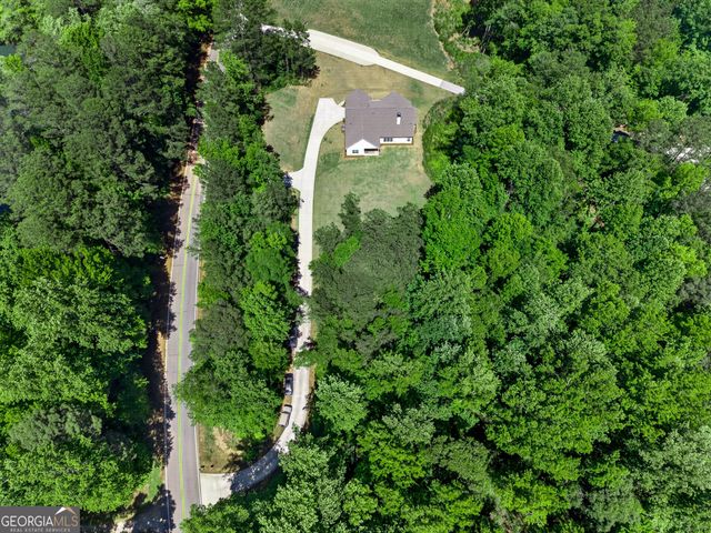 1764 Luther Bailey Road, Senoia, GA 30276
