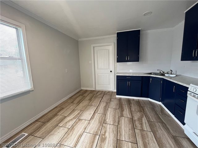 4609 Clarendon Avenue, Fort Smith, AR 72904