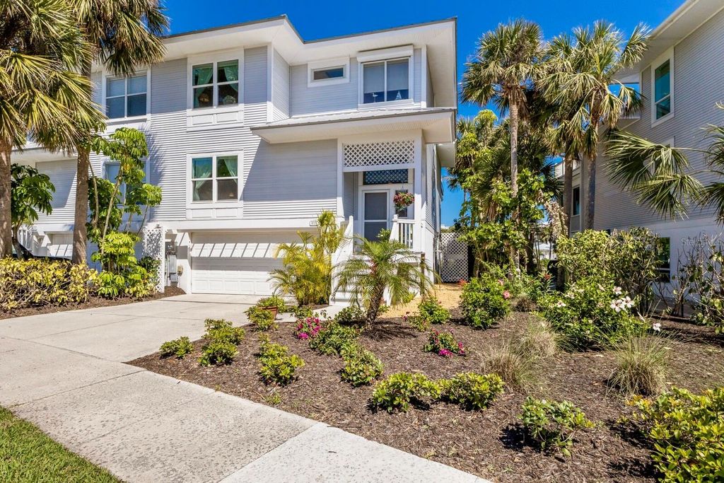 815 S HARBOR DRIVE, Boca Grande, FL 33921