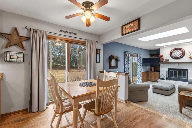 8044 W Beacon Hill DRIVE, Franklin, WI 53132