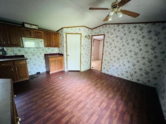 1207 Ivanhoe Estates Drive, Ivanhoe, TX 75979